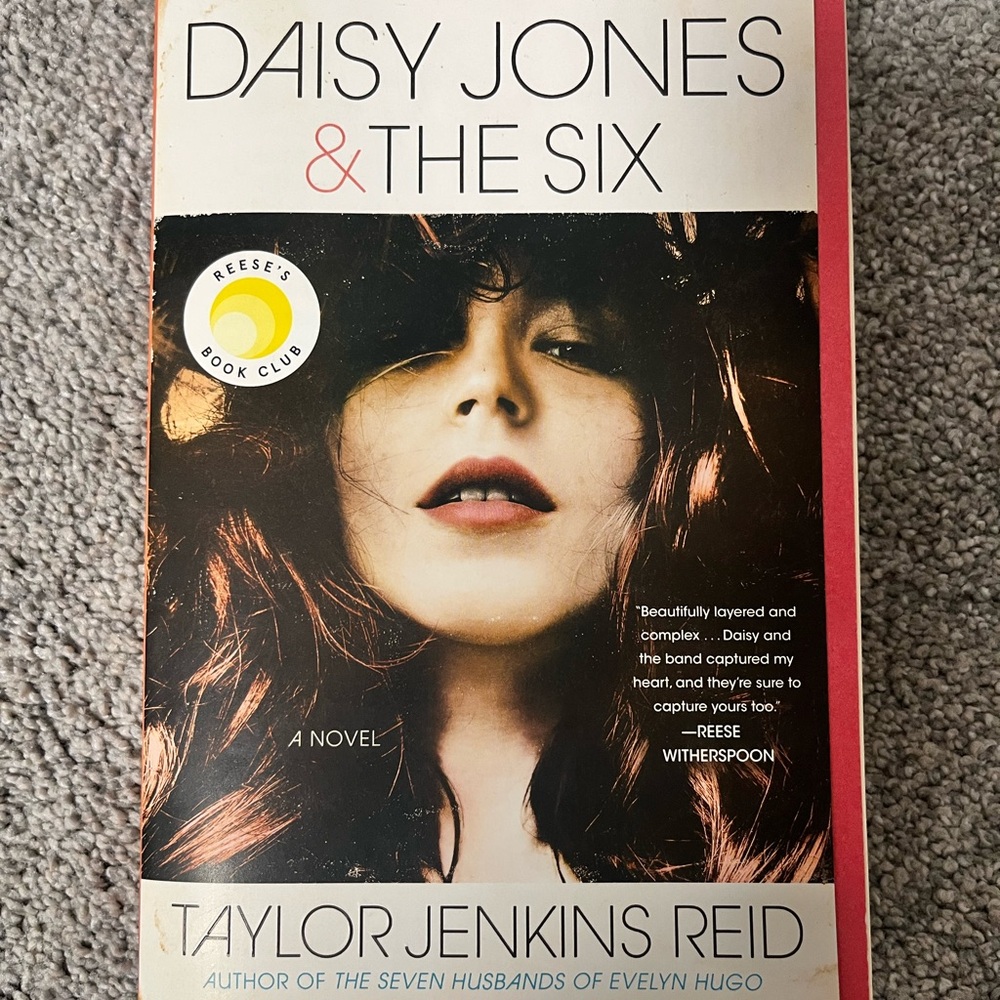 $5 BOOKS - Daisy Jones & The Six - 3 Book Minimum